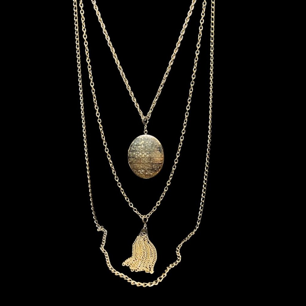 Vintage Emmons 19" Triple strand Gold Tone Locket And Tassel Necklace (4720)